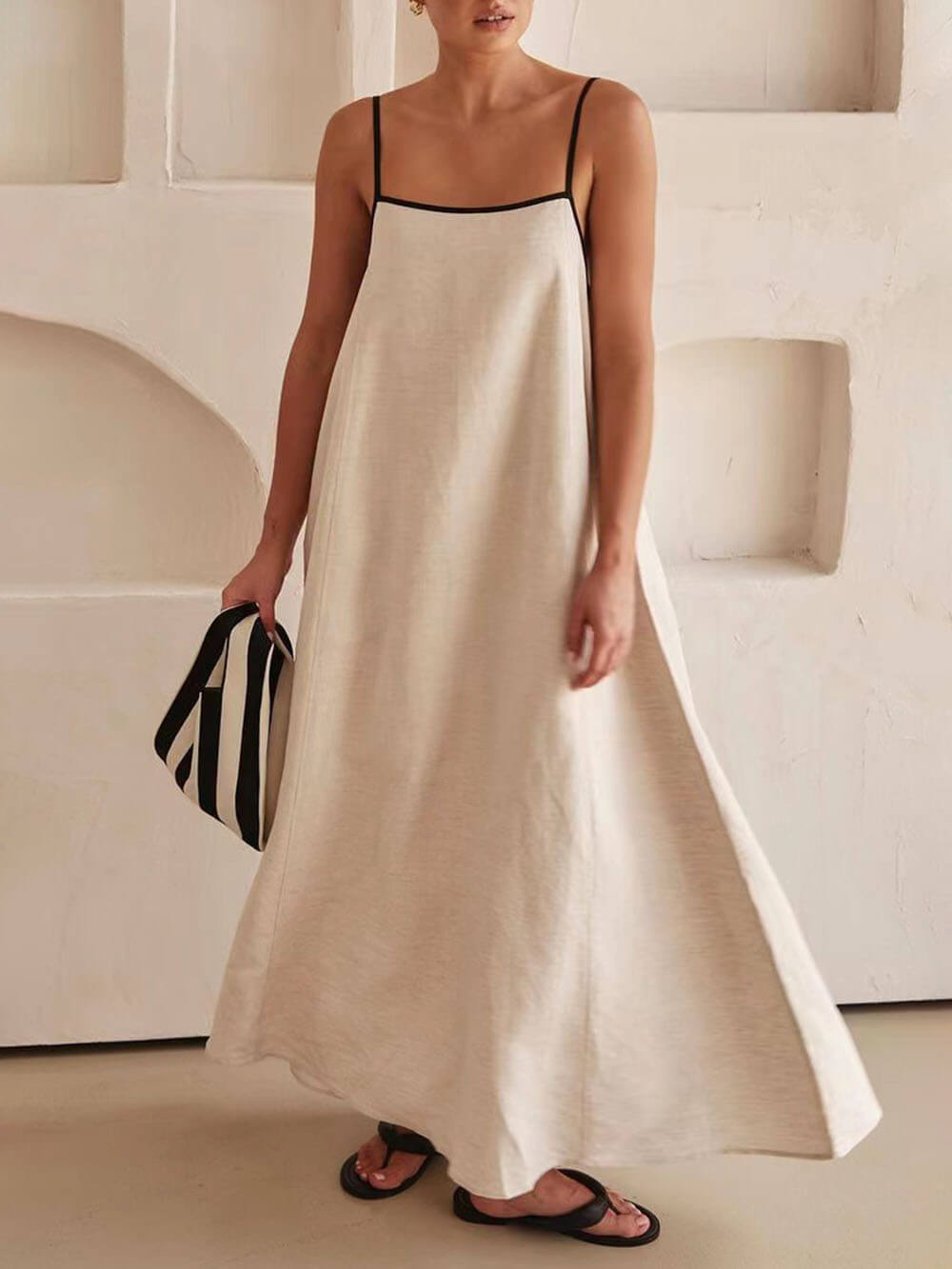 Leticia | Tyylikäs lomatyylinen mekko